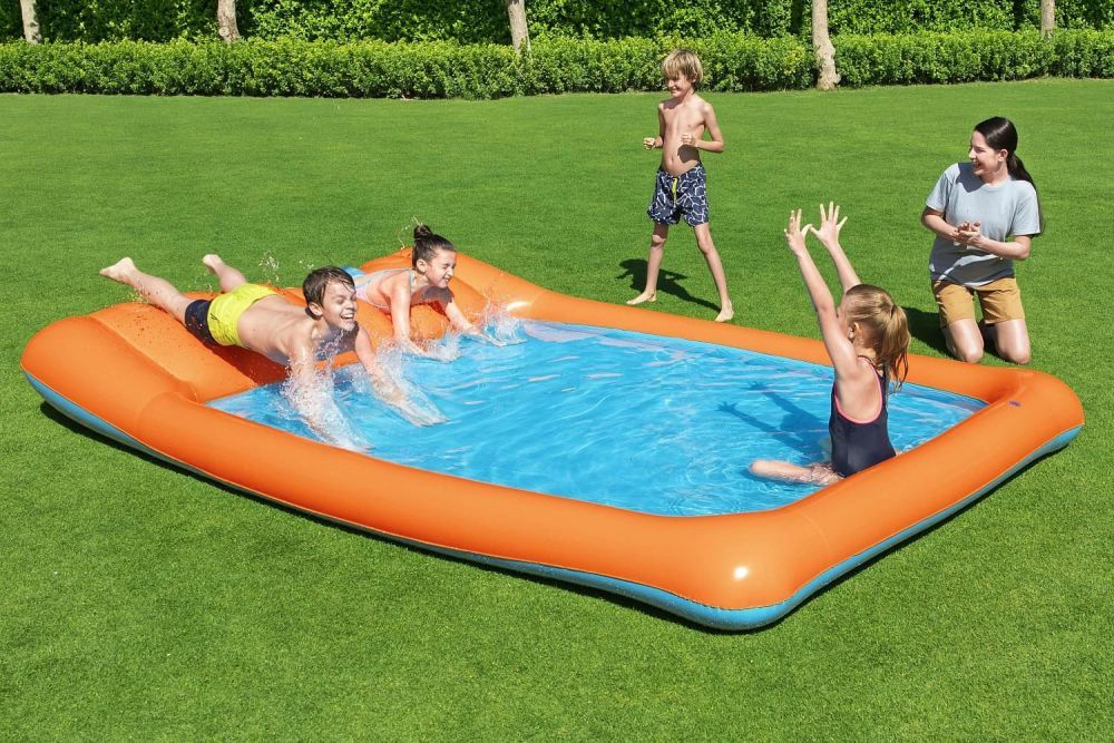 Игровой бассейн 341x213x38см "Скользящий Всплеск" с разбрызгивателем и горкой, 602л, от 2 лет