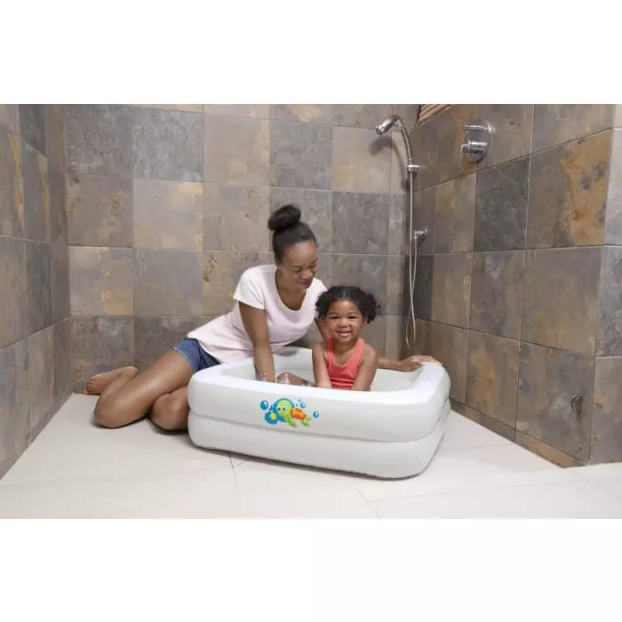 Надувная ванночка для купания 86х86х25см с надувным дном, до 3 лет