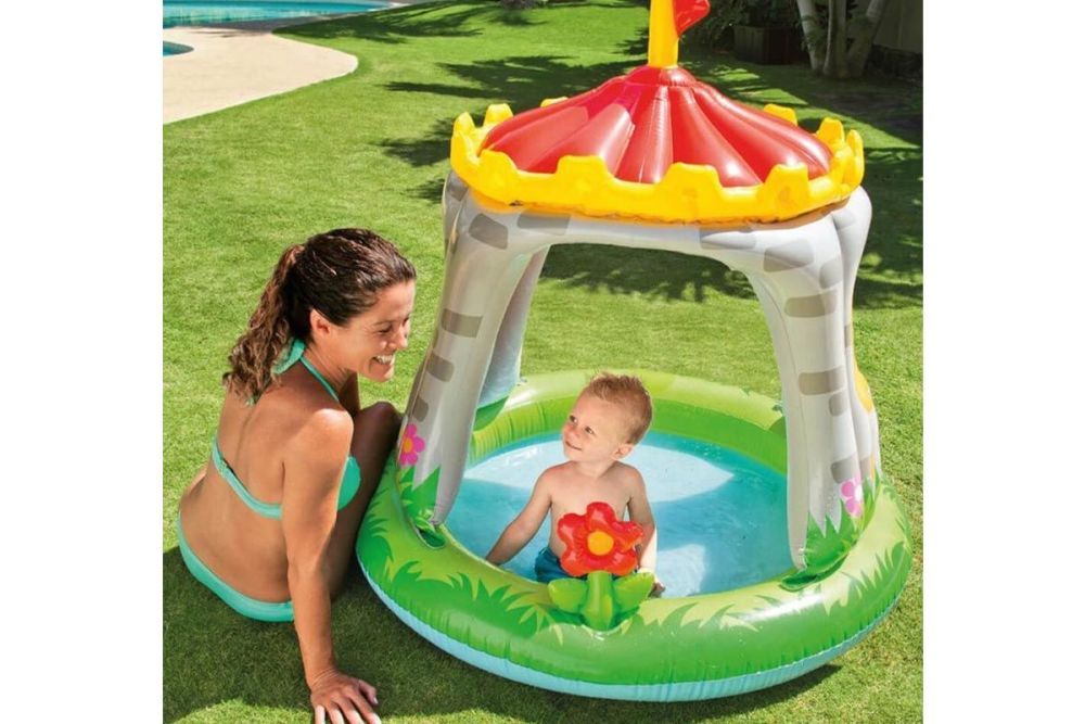 Детский надувной бассейн 122х122см "Крепость" с навесом, 68л, от 1 до 3 лет
