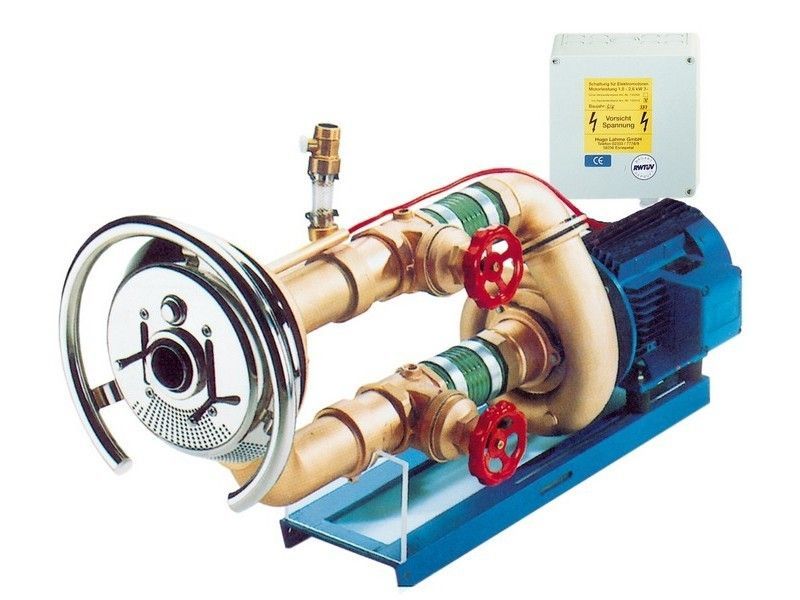 Лицевая часть двухструйного противотока TAIFUN-DUO в ком. с насосом 2,6кВт 380В панелью управления