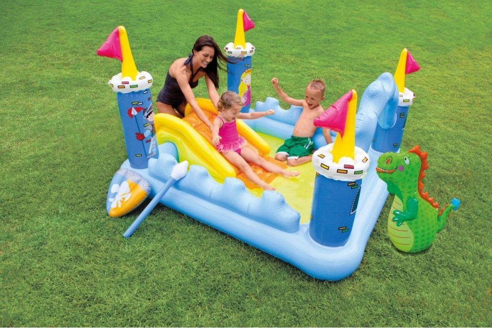 Надувной детский игровой центр "Замок": 185х152х107 см