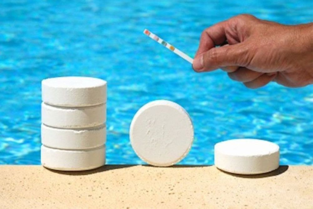 MAK AQUA . Комплект препаратов для дезинфекции воды в бассейне 10013