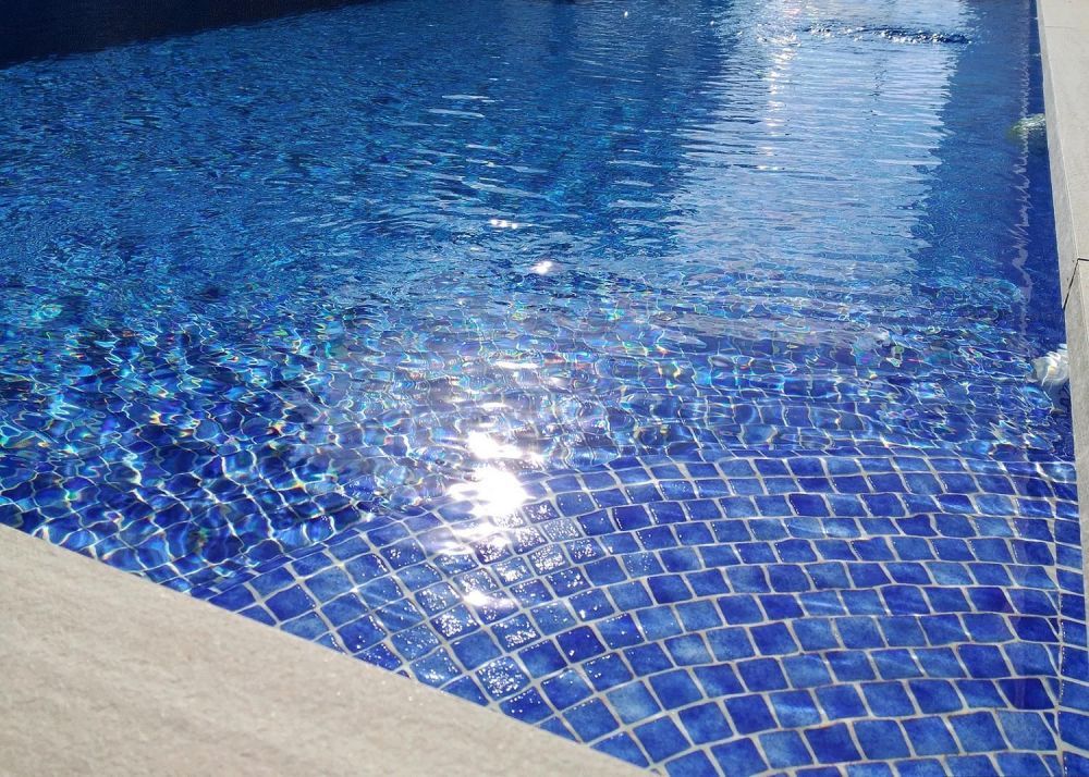 Пленка ПВХ ELBE Supra Azur Mosaiс 1,6 мм мозайка 25х1,65 м